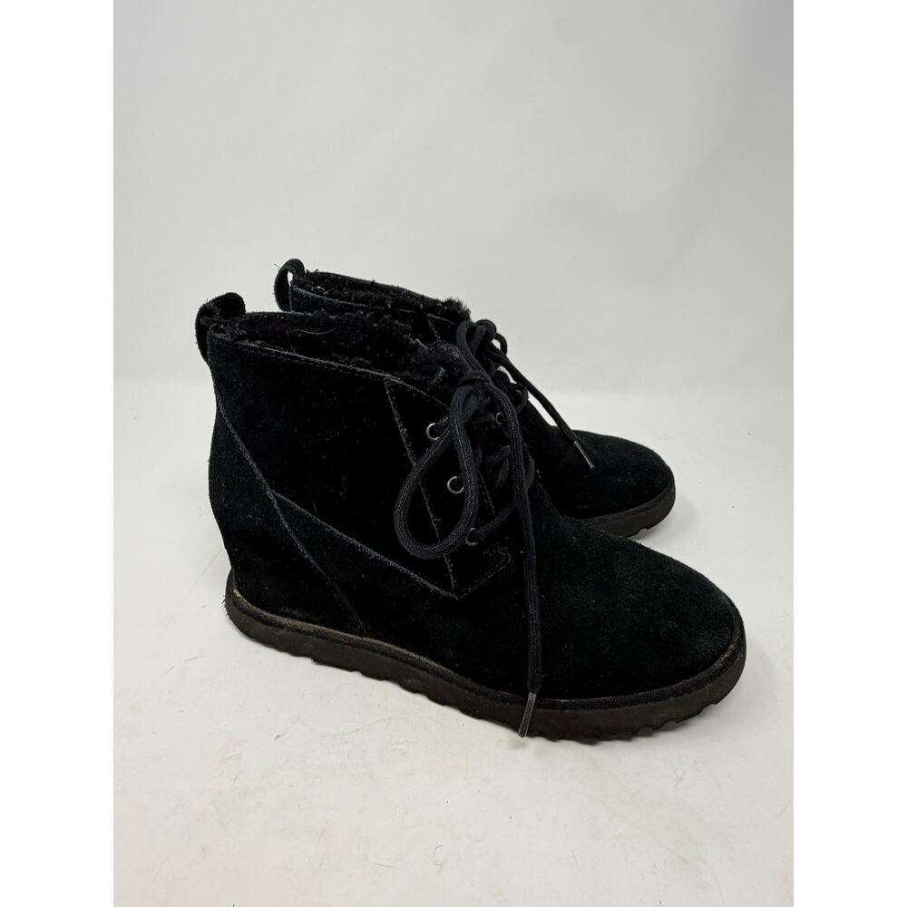 UGG women's Classic Femme Wedge Lace-Up ankle boots 7.5 black suede lace up